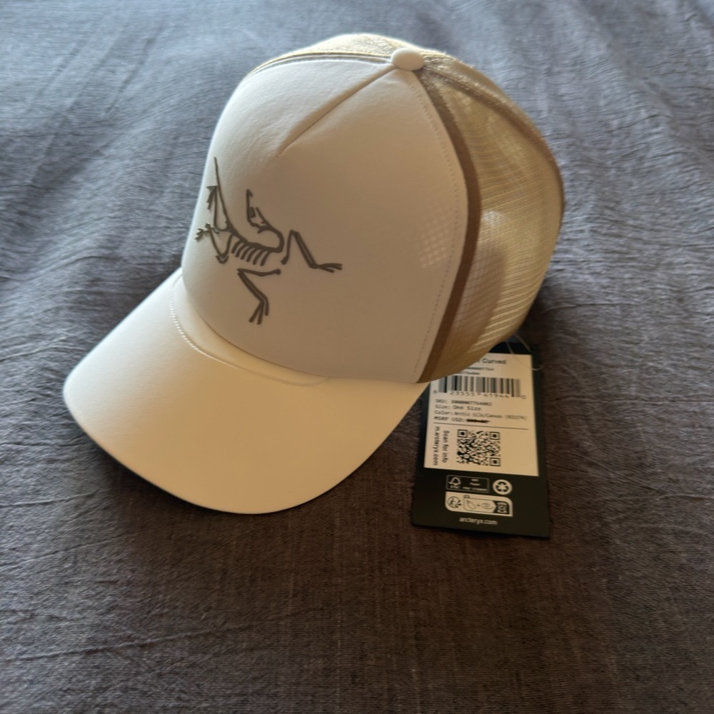 Arc'teryx White and Tan Cap, Brand New never worn